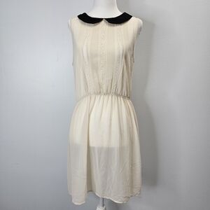 Sleeveless Black Peterpan Collar Lace Dress